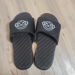 NBA Unisex Slides Dominique Wilkins Limited Exclusive KultureCity Logo Sz 9